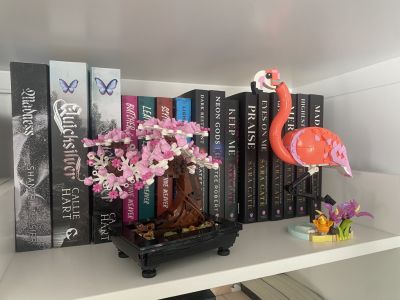 lego Jerry with a lego cherry blossom tree