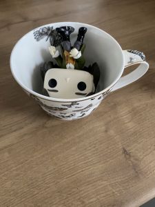 Louis waiting around to be made into a custom Sleep Token figurine